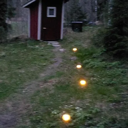 Ilmastoitu Kesaemoekki Askolassa Laehellae Porvoota Ferienhaus Askola