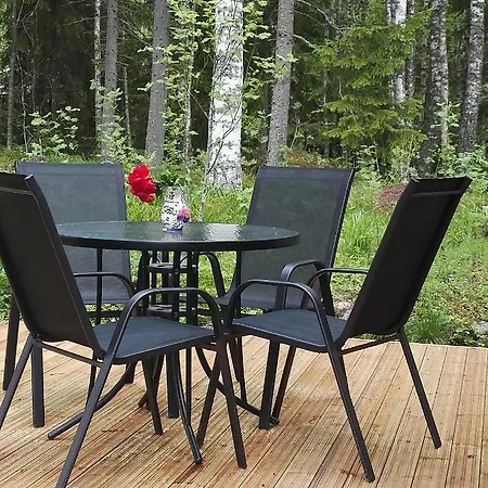 Ilmastoitu Kesaemoekki Askolassa Laehellae Porvoota Ferienhaus Askola