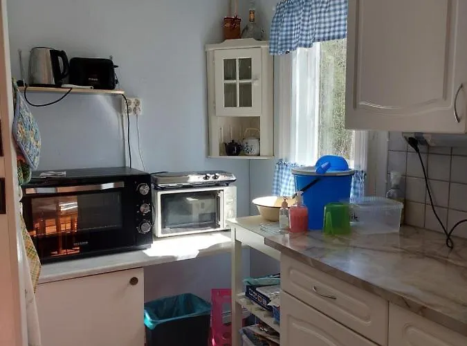 Ilmastoitu Kesaemoekki Askolassa Laehellae Porvoota 度假居 *